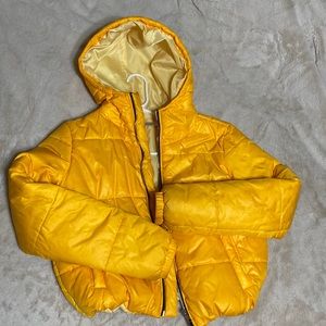 Cropped yellow puffer jacket